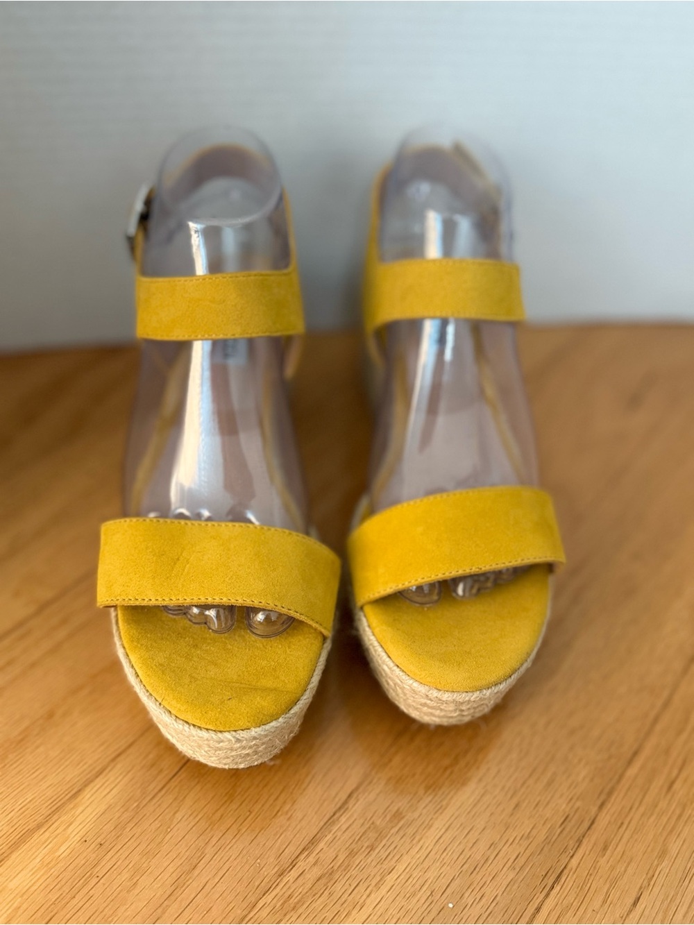 Steve Madden Women’s Yellow Suede Espadrille Sandals -  **NEVER WORN**